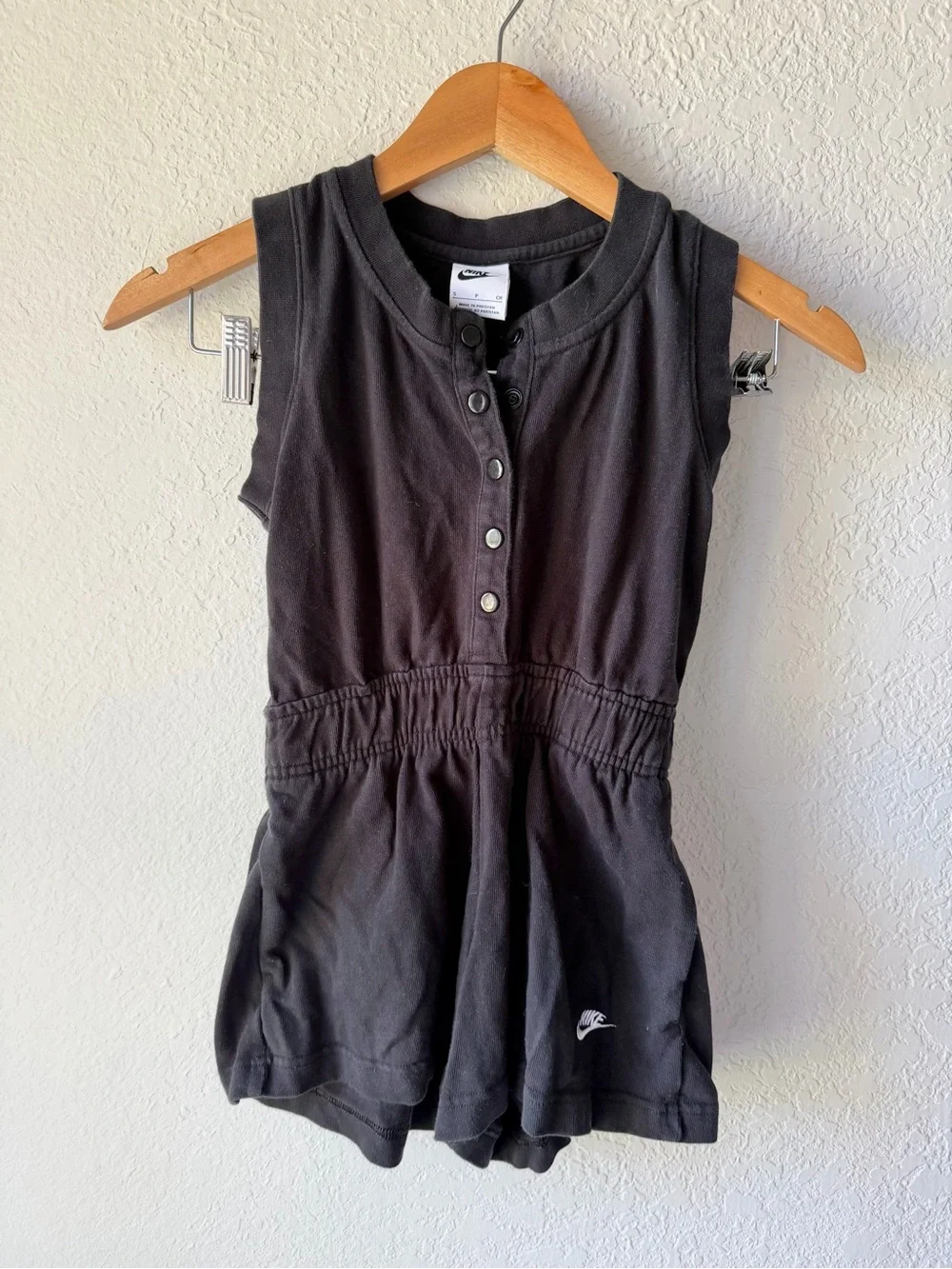 Nike Girls Black Athletic Snap Front Romper Sz S